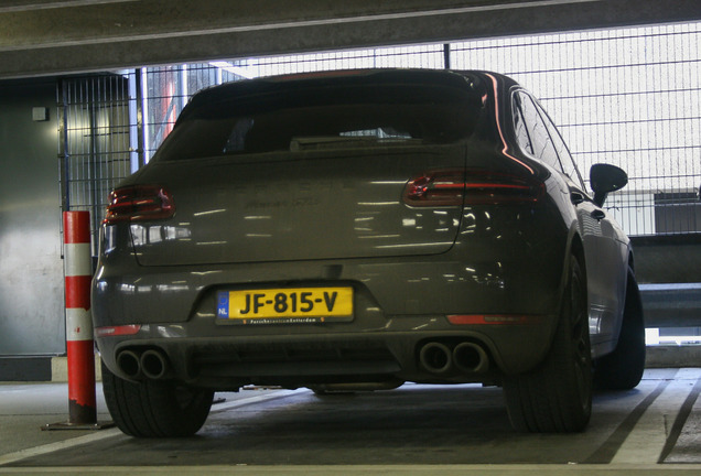 Porsche 95B Macan GTS