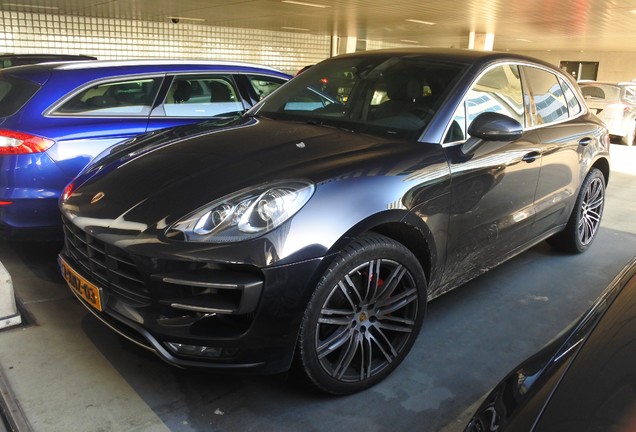 Porsche 95B Macan Turbo