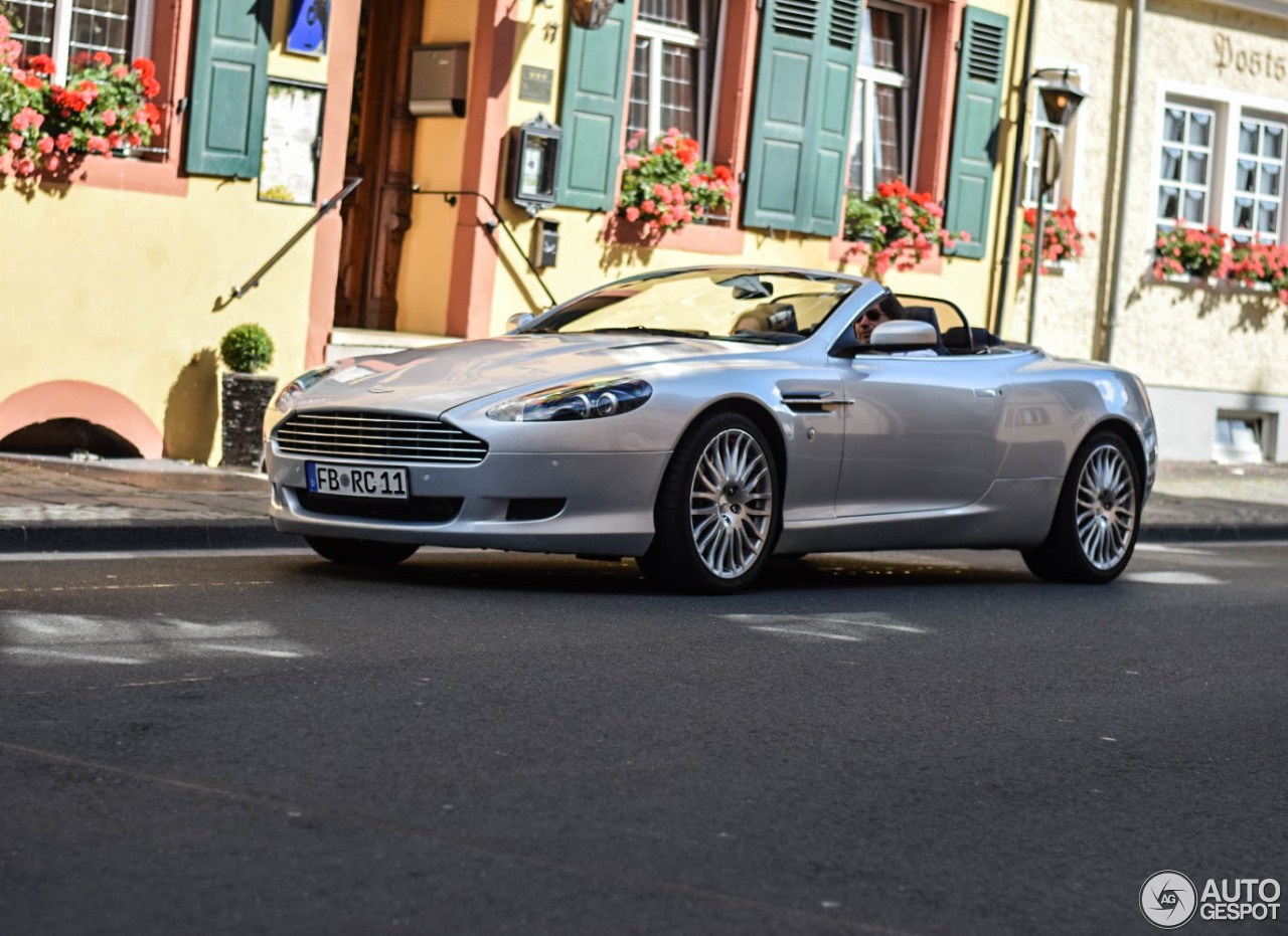 Aston Martin DB9 Volante