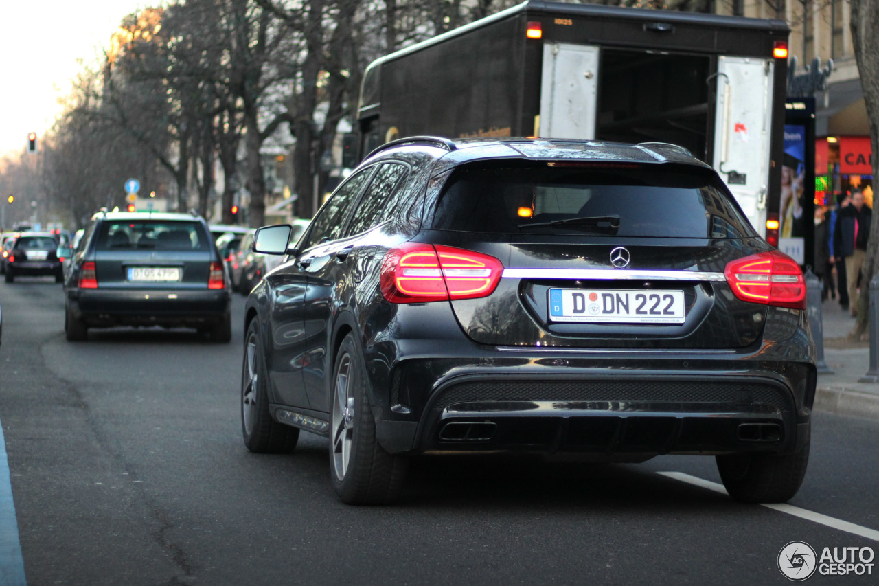 Mercedes-AMG GLA 45 X156