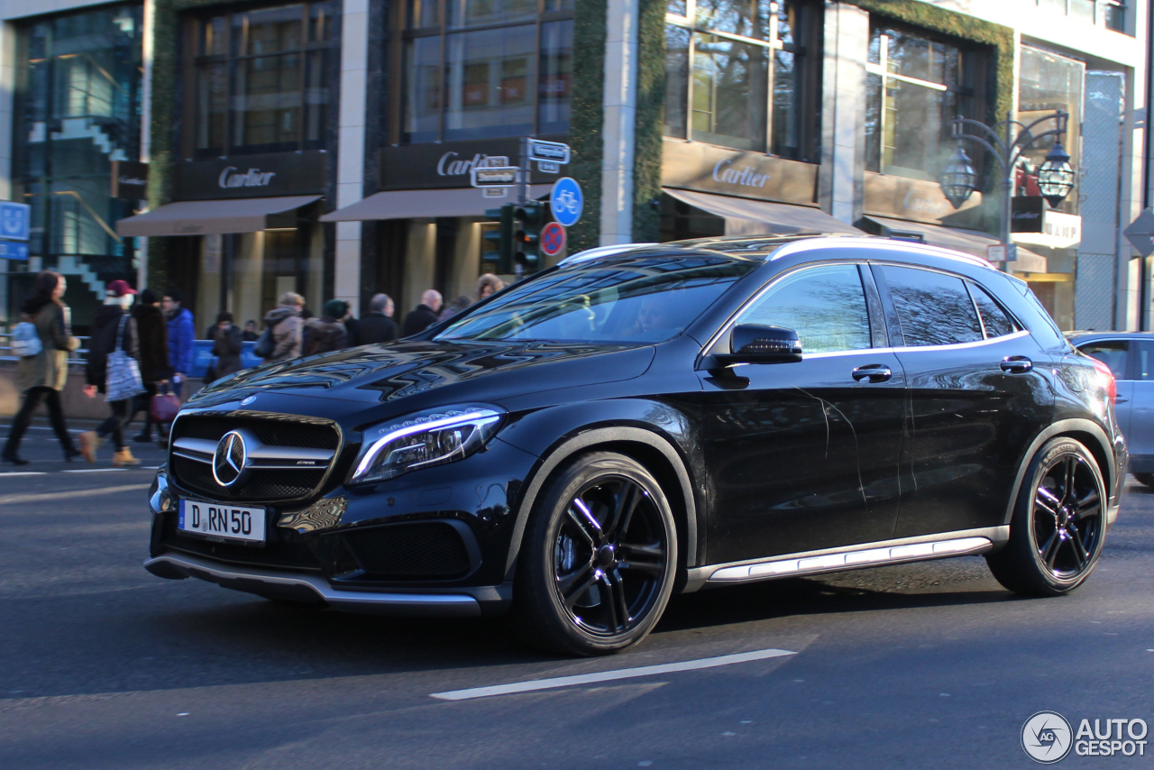 Mercedes-Benz GLA 45 AMG X156