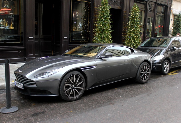 Aston Martin DB11