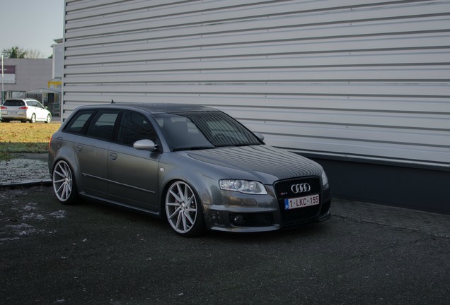 Audi RS4 Avant B7