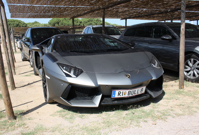 Lamborghini Aventador LP700-4 Roadster