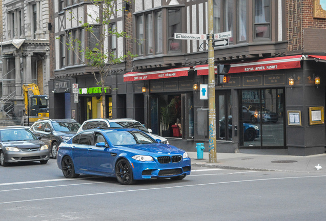 BMW M5 F10 2011