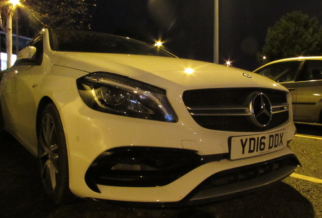 Mercedes-AMG A 45 W176 2015