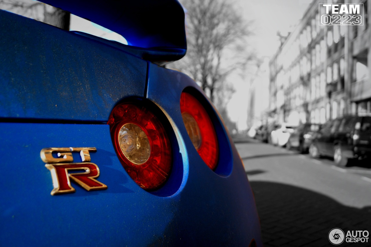 Nissan GT-R 2011