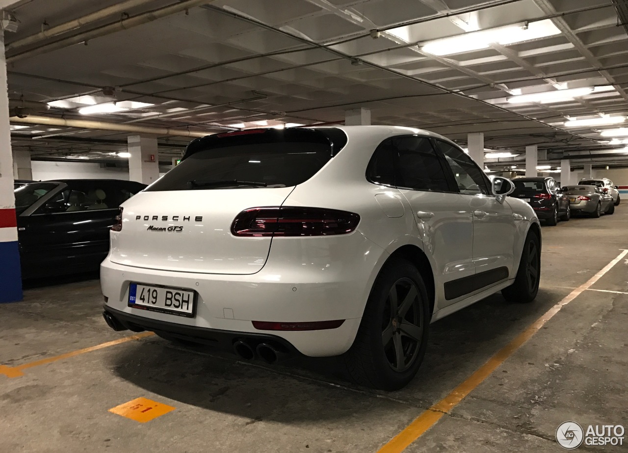 Porsche 95B Macan GTS