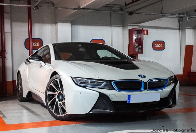 BMW i8