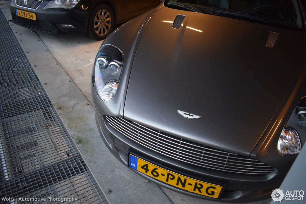 Aston Martin DB9