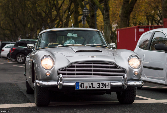 Aston Martin DB5