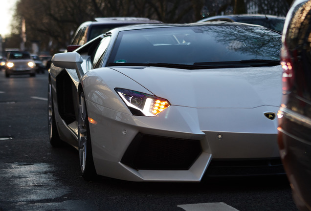 Lamborghini Aventador LP700-4 Roadster