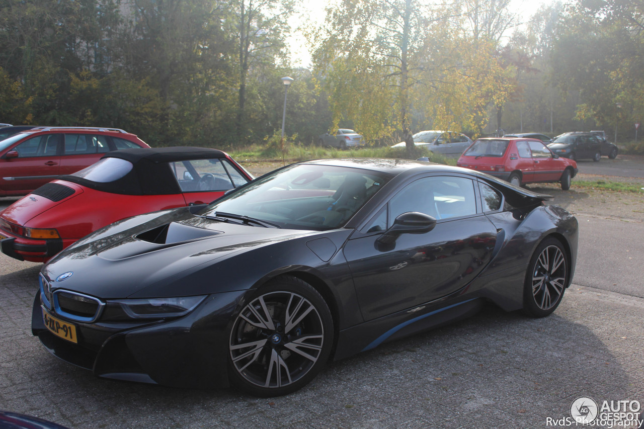 BMW i8