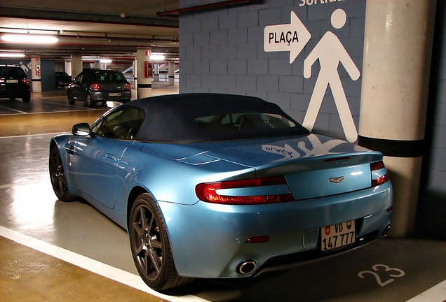 Aston Martin V8 Vantage Roadster