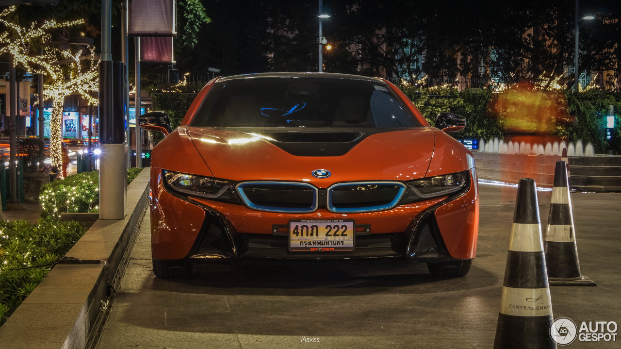 BMW i8