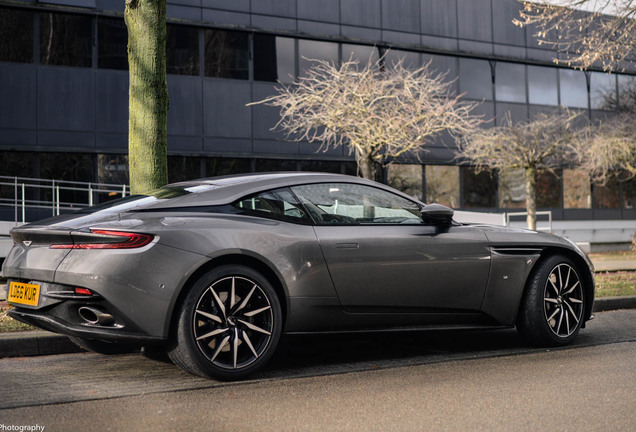 Aston Martin DB11 Launch Edition