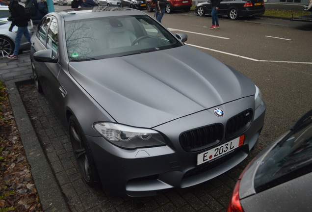 BMW M5 F10 2011