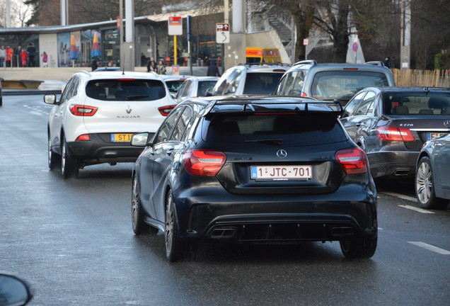 Mercedes-AMG A 45 W176 2015