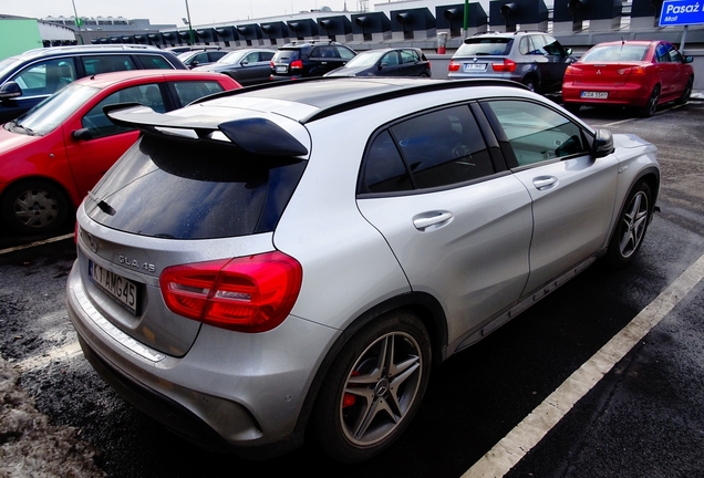 Mercedes-AMG GLA 45 X156