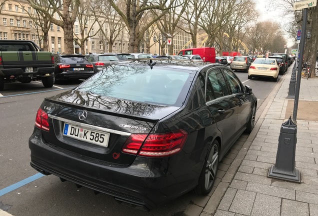 Mercedes-Benz E 63 AMG S W212