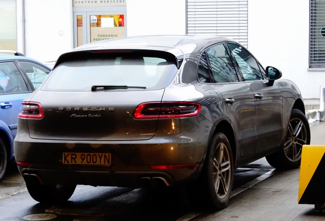 Porsche 95B Macan Turbo