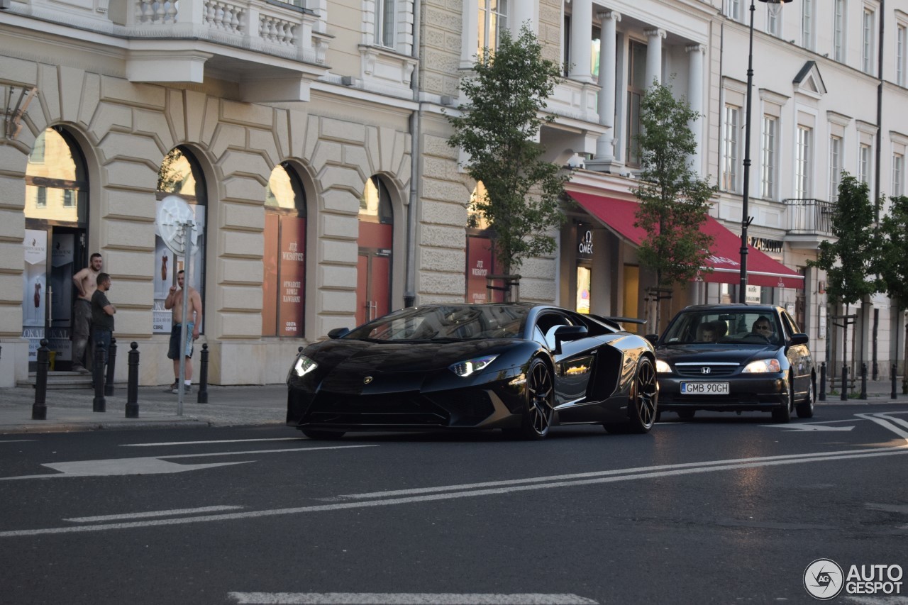 Lamborghini Aventador LP750-4 SuperVeloce