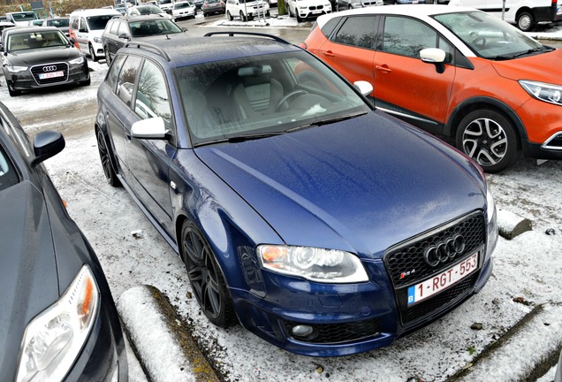 Audi RS4 Avant B7