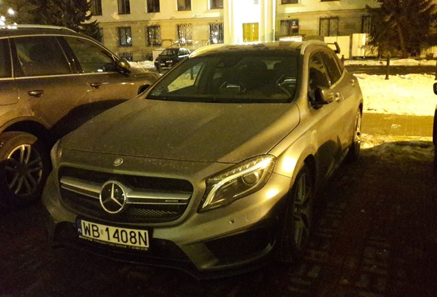 Mercedes-AMG GLA 45 X156