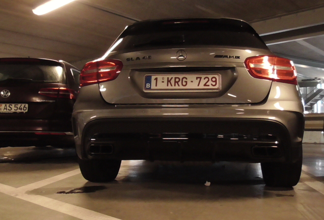 Mercedes-Benz GLA 45 AMG X156