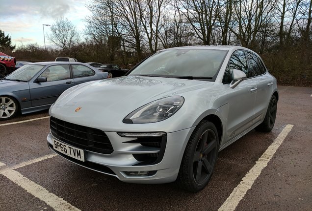 Porsche 95B Macan GTS