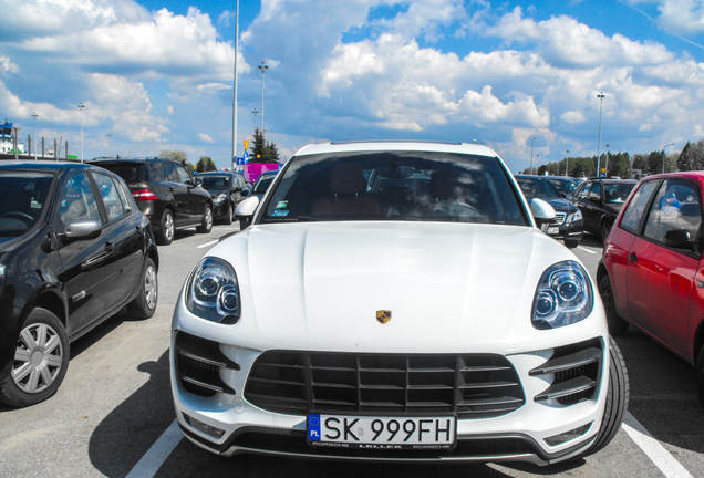 Porsche 95B Macan Turbo