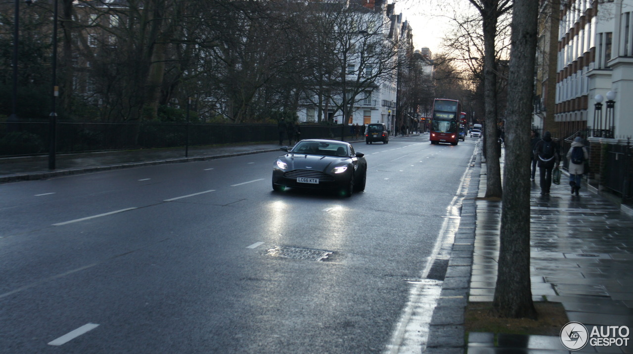 Aston Martin DB11