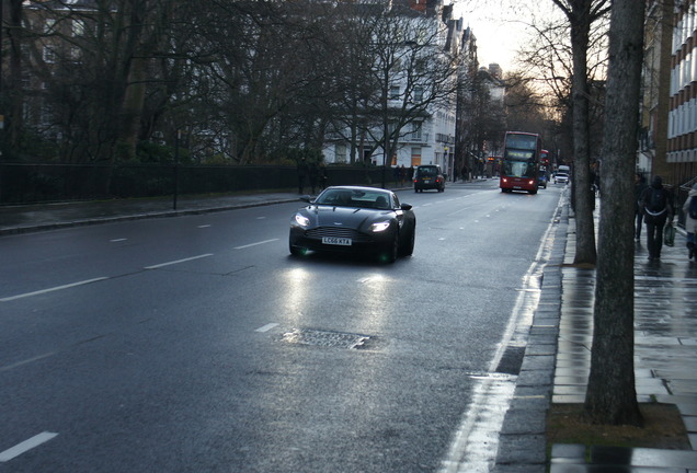 Aston Martin DB11