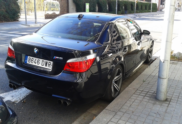 BMW M5 E60 2005