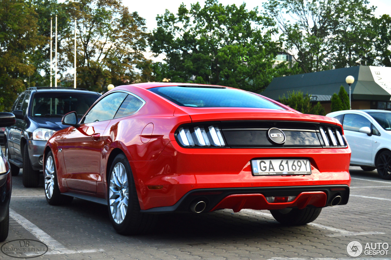 Ford Mustang GT 2015