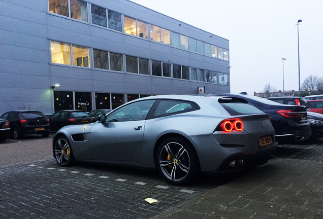 Ferrari GTC4Lusso