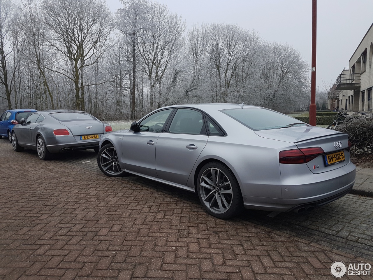 Bentley Continental GT V8