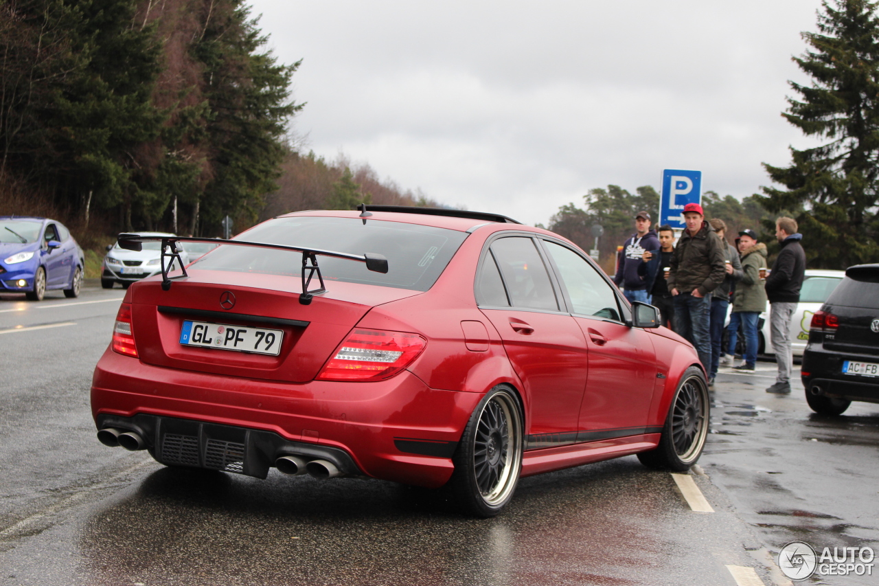 Mercedes-Benz C 63 AMG Edition 507