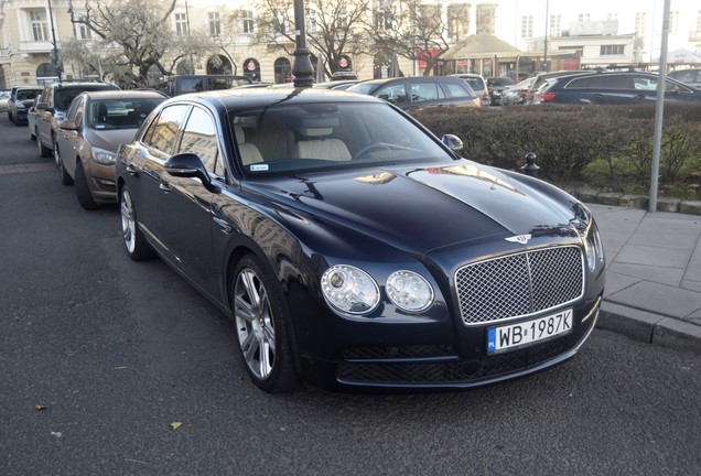 Bentley Flying Spur V8