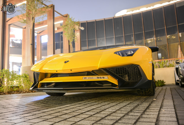 Lamborghini Aventador LP750-4 SuperVeloce Roadster