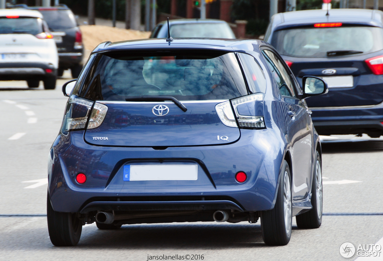 Aston Martin Cygnet