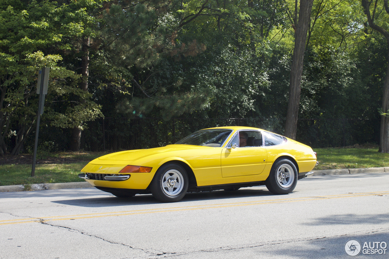 Ferrari 365 GTB/4 Daytona