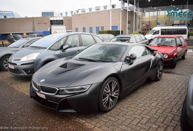 BMW i8