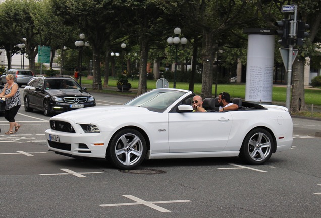 Ford Mustang GT Convertible 2013