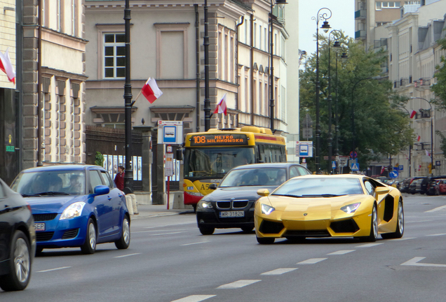 Lamborghini Aventador LP700-4