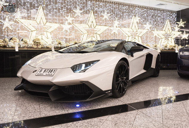 Lamborghini Aventador LP720-4 Roadster 50° Anniversario