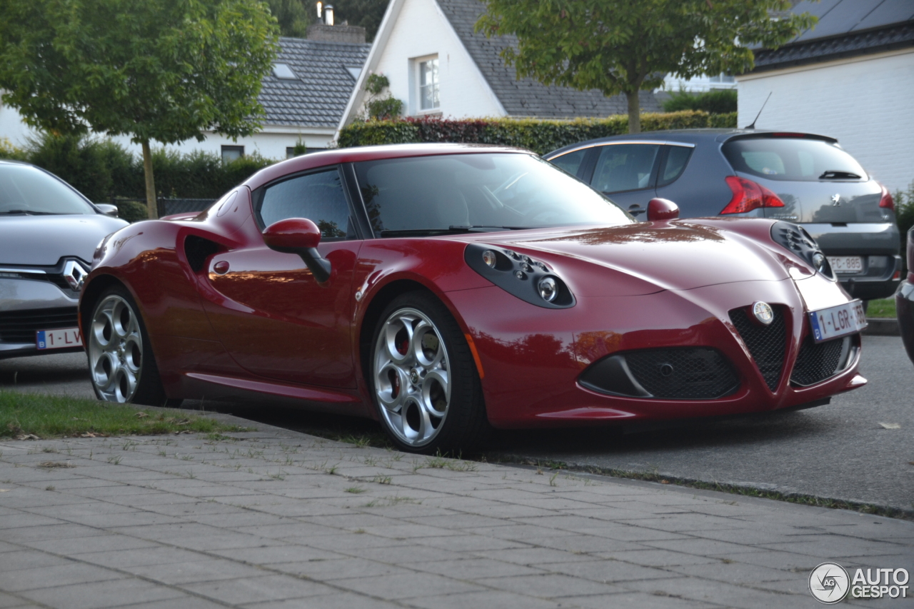 Alfa Romeo 4C Coupé