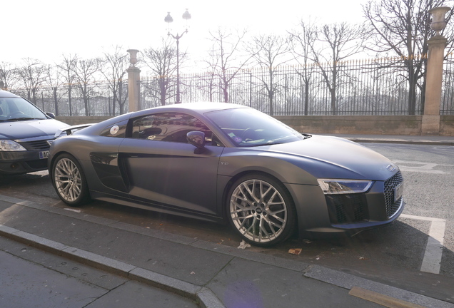 Audi R8 V10 Plus 2015