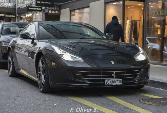 Ferrari GTC4Lusso