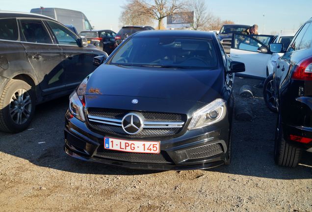 Mercedes-Benz A 45 AMG